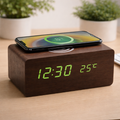 Wood Sync – Sveglia in legno con ricarica wireless Qi